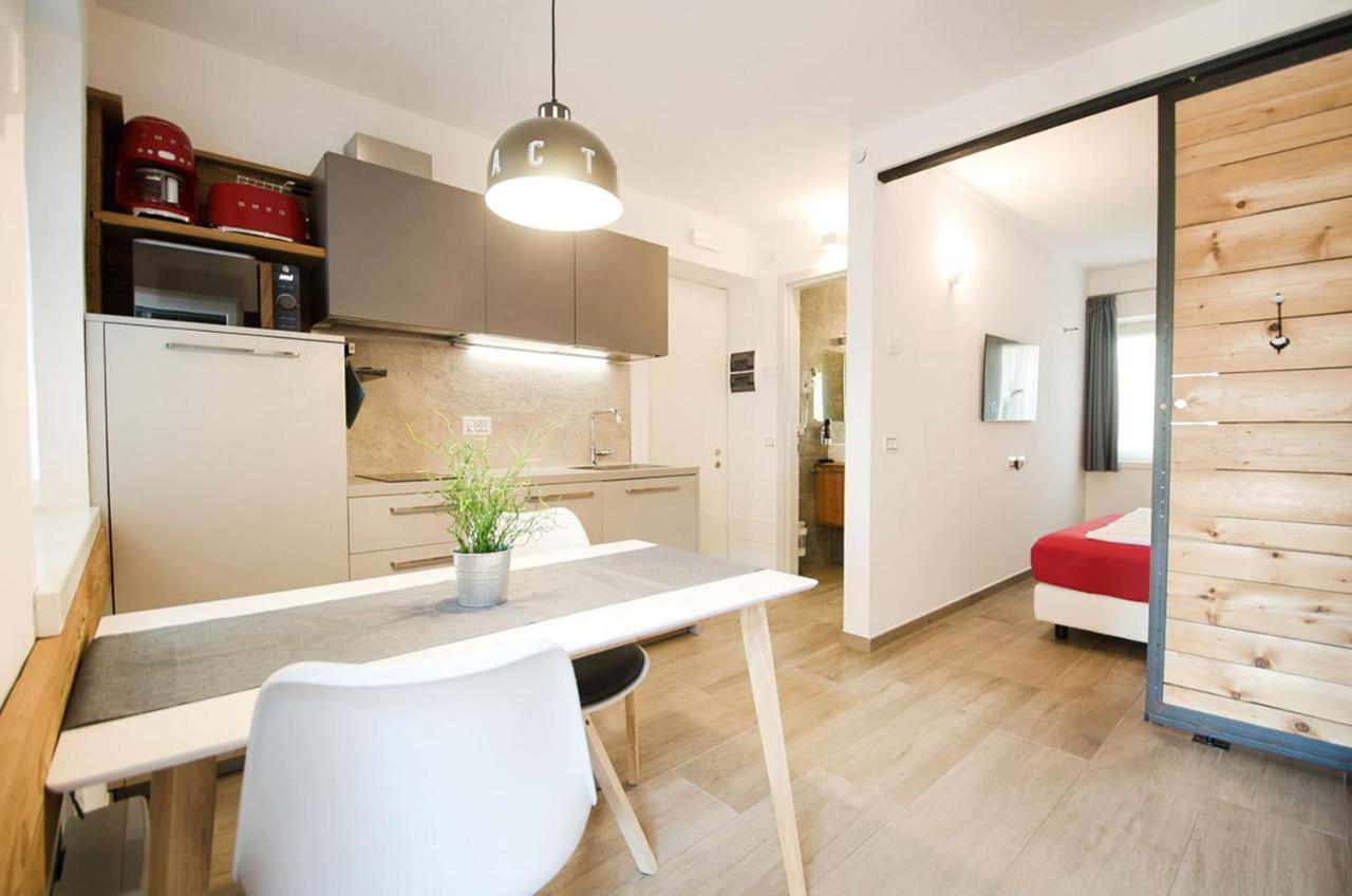 Casa Tosca - Holiday Home Torbole Sul Garda Zewnętrze zdjęcie