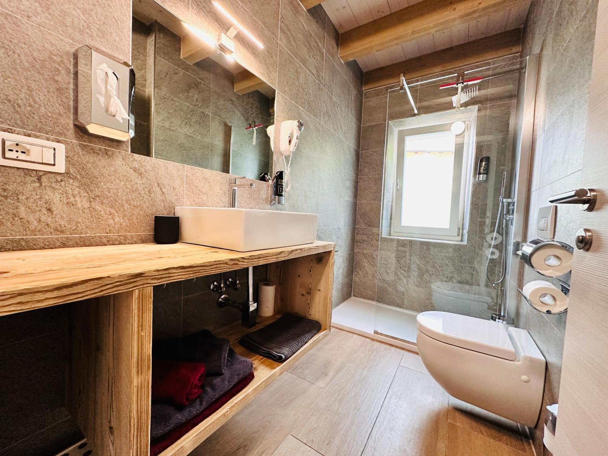 Casa Tosca - Holiday Home Torbole Sul Garda Zewnętrze zdjęcie
